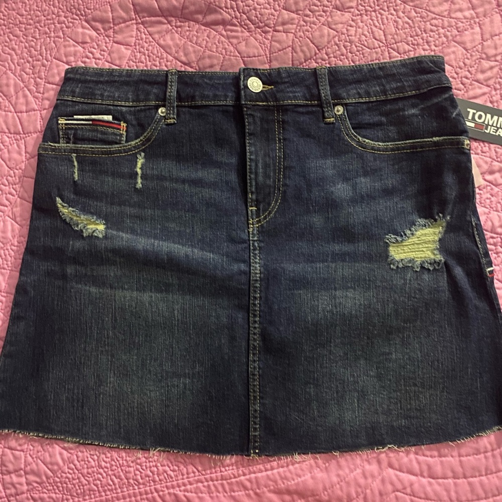 Tommy Hilfiger denim skirt